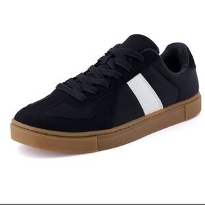 CUSHIONAIRE Bailey Comfort Fashion Sneaker Size 7.5